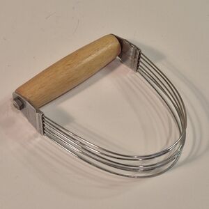 ANDROCK CANADA Vintage Wood Handle Pastry Dough Blender